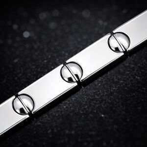 Macy’s Screw Nail Head Polished mirrored statement Sterling silver bracelet